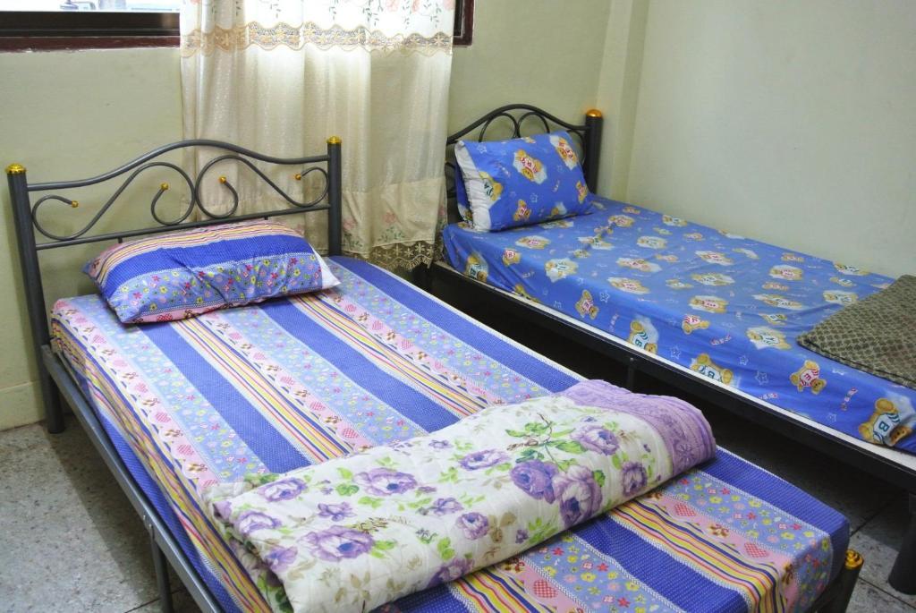 Q6 At 6 Hostel Bangkok Kamer foto