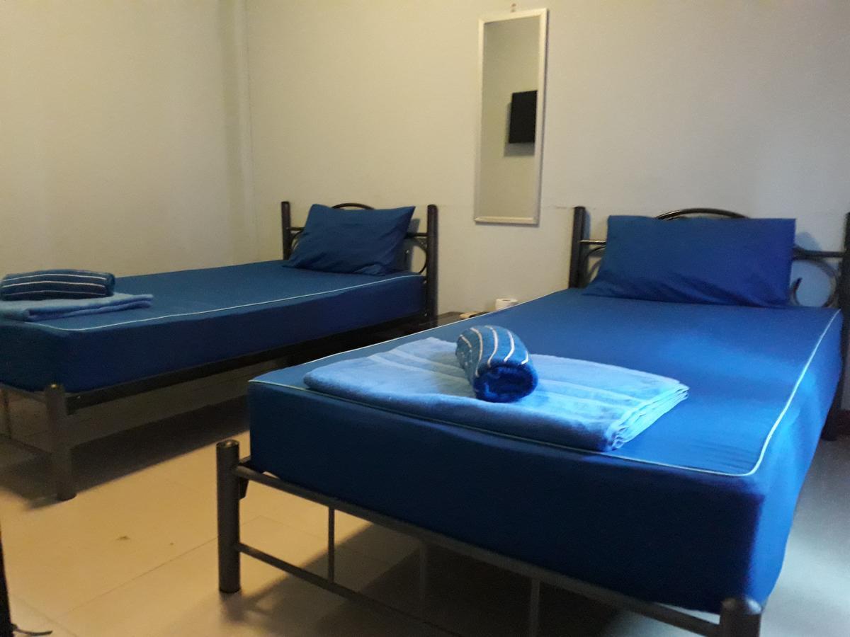 Q6 At 6 Hostel Bangkok Buitenkant foto